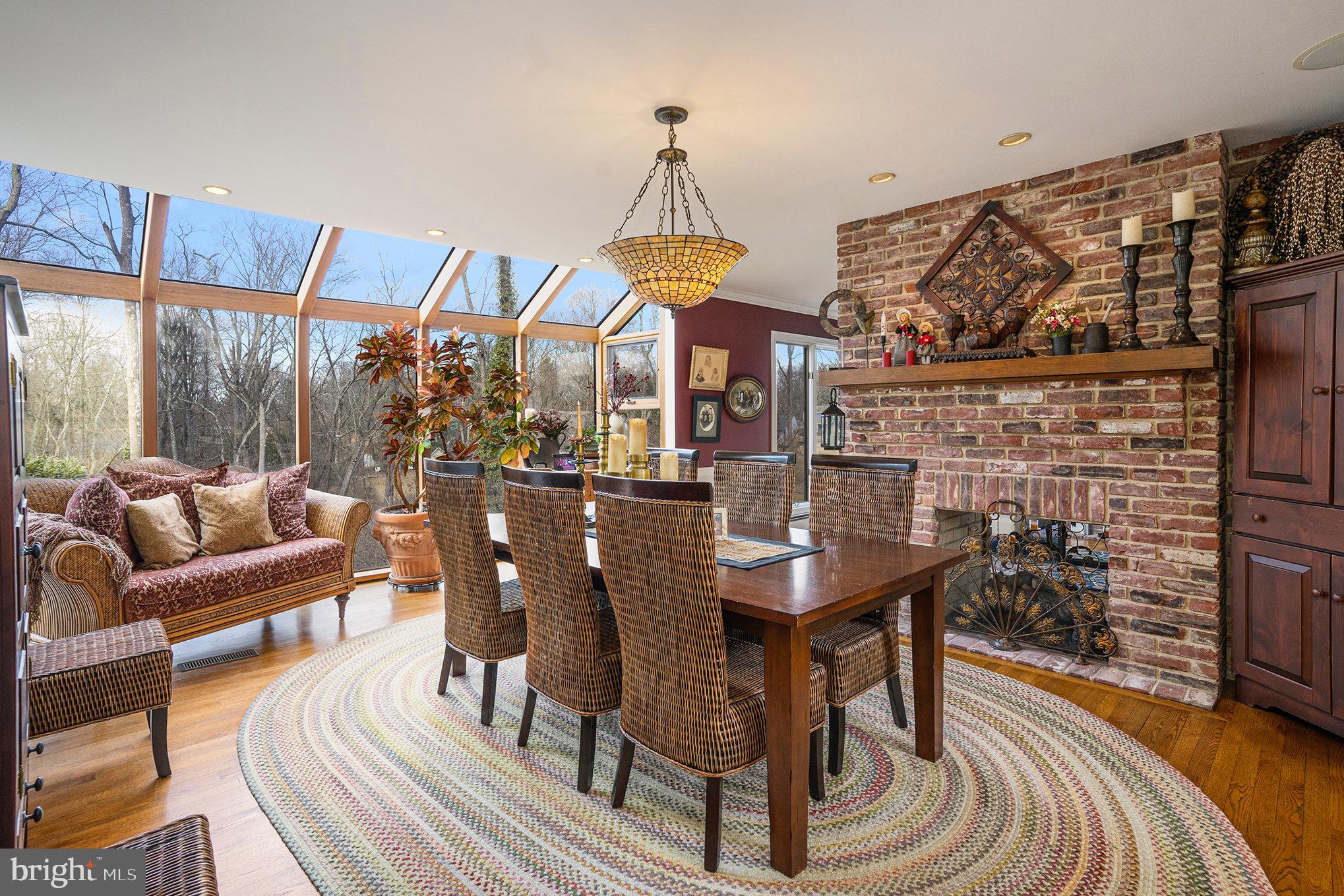 LANSDALE - Residential