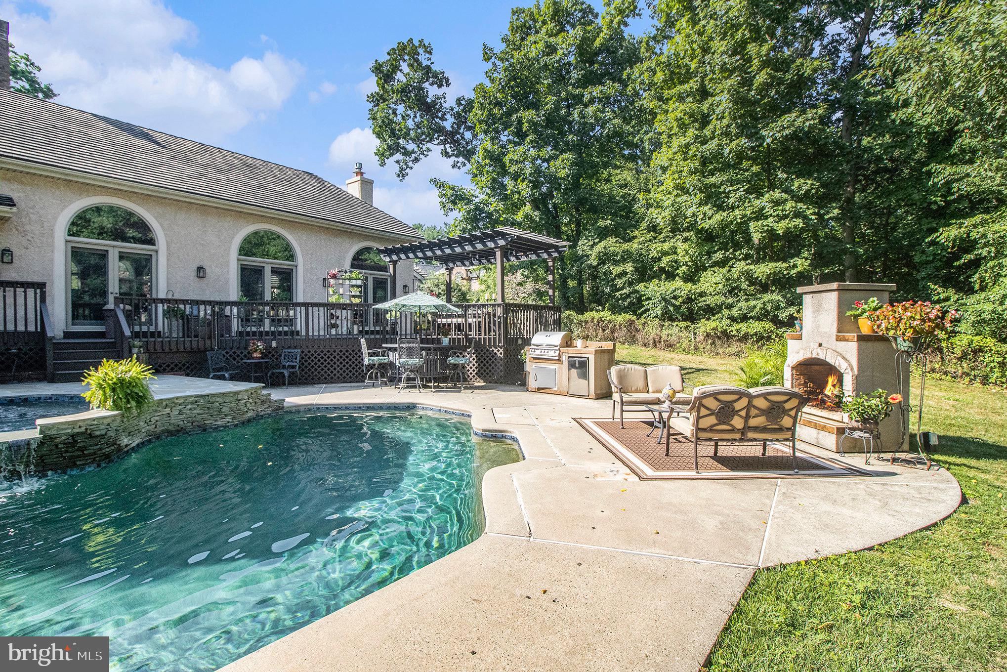 LANSDALE - Residential