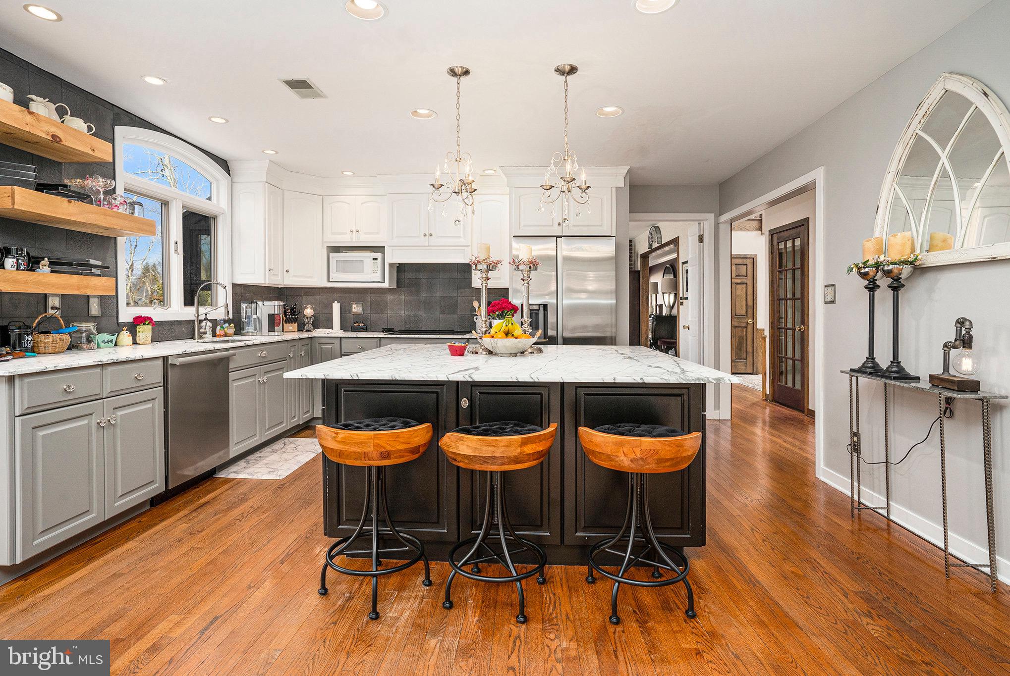 LANSDALE - Residential