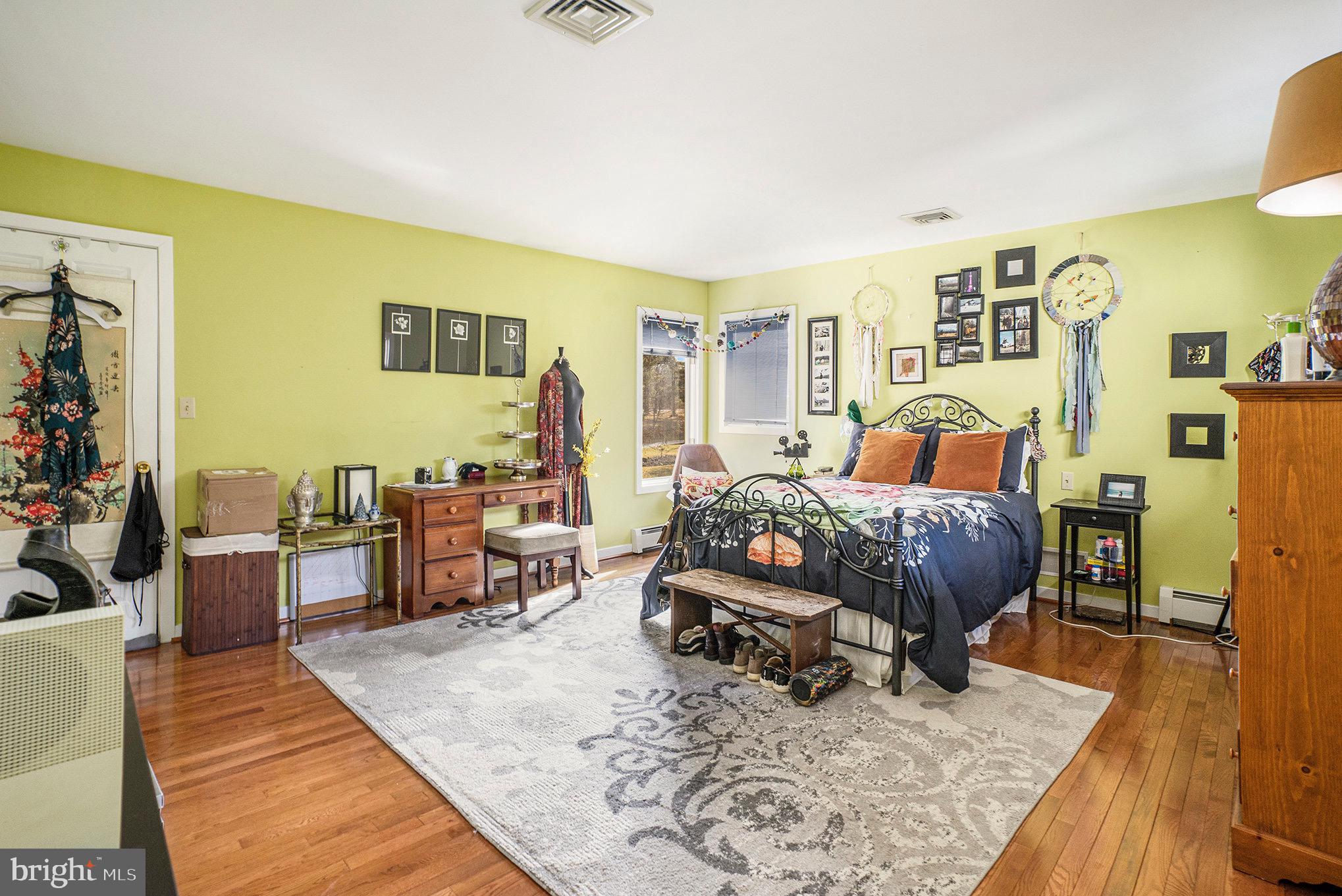 LANSDALE - Residential