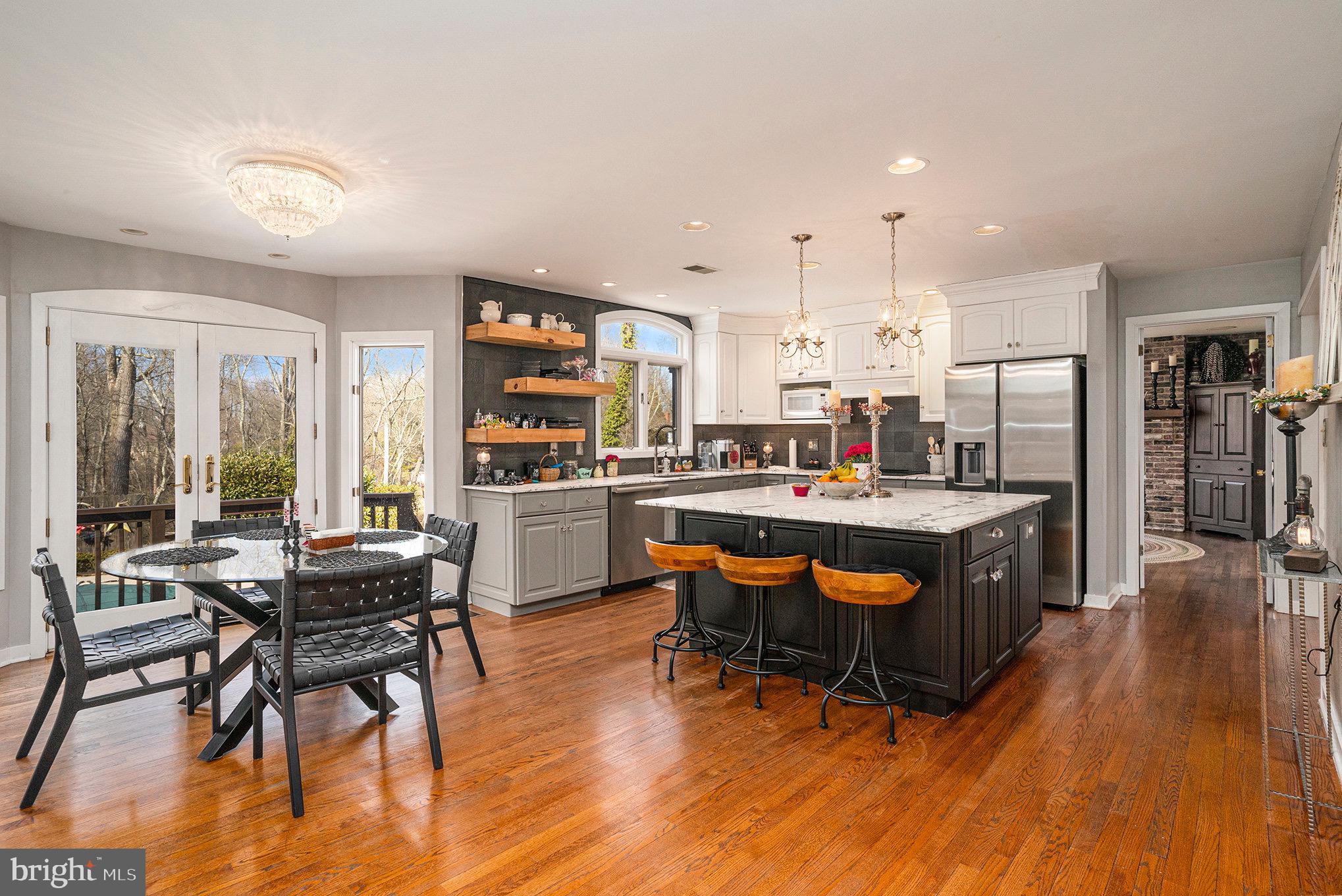 LANSDALE - Residential