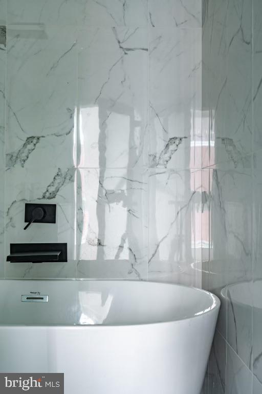 NORTHERN LIBERTIES - Residential Lease