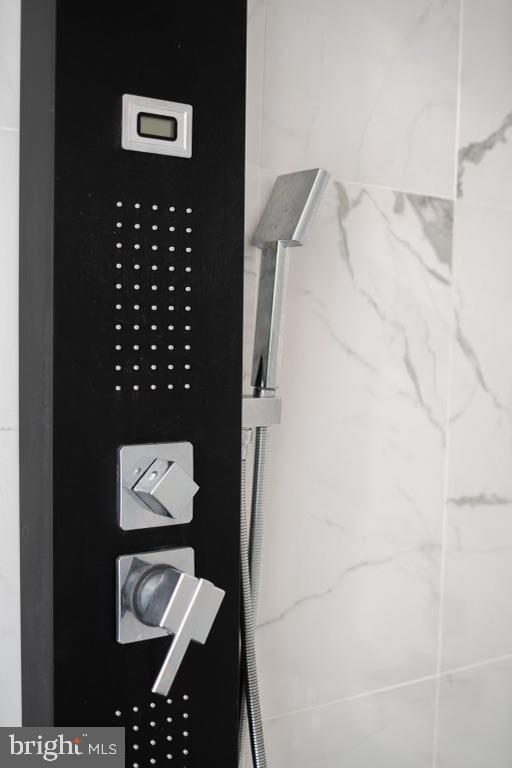 NORTHERN LIBERTIES - Residential Lease