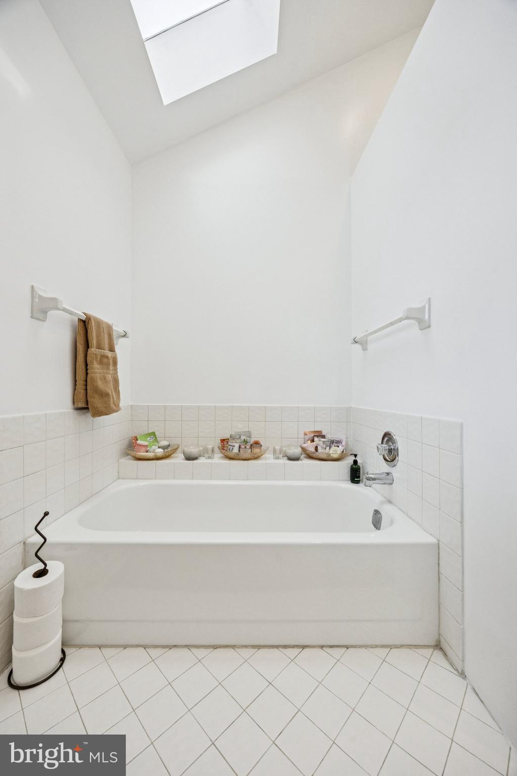 ALBIDALE II - Residential