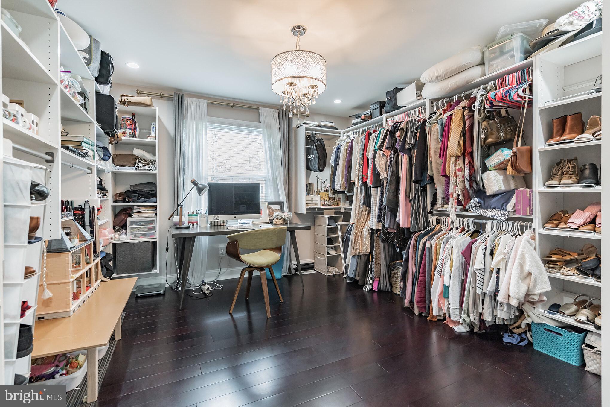 TANTALLON HILLS - Residential