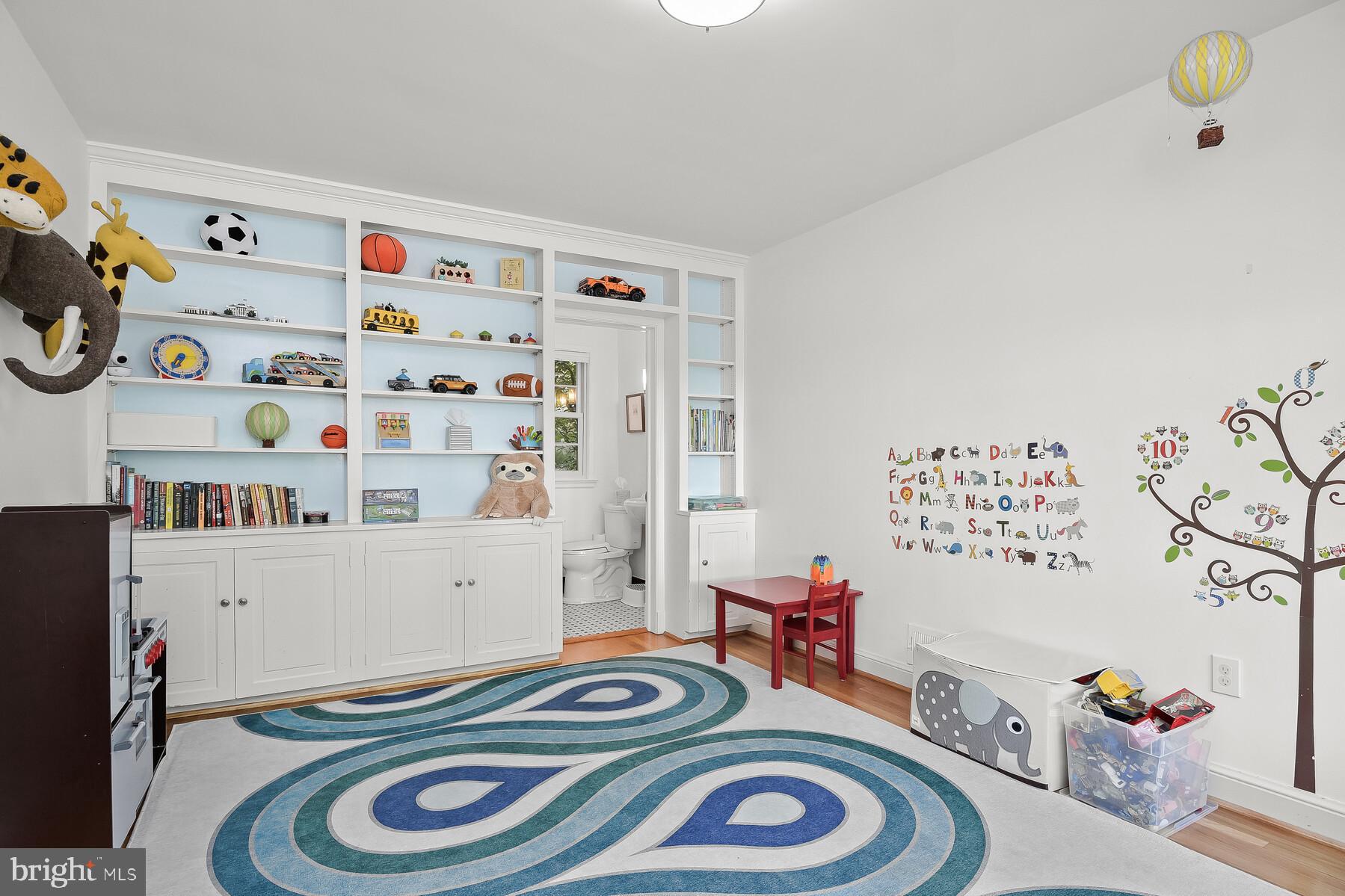 SUMNER - Residential