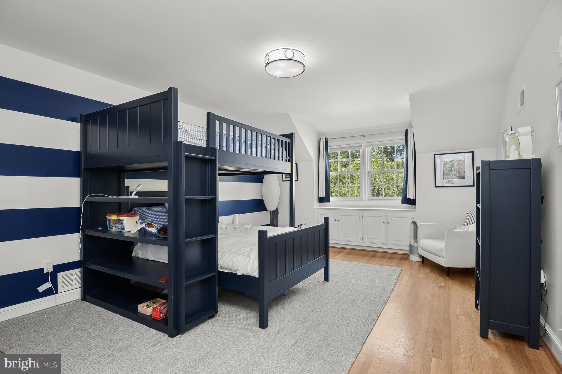 SUMNER - Residential