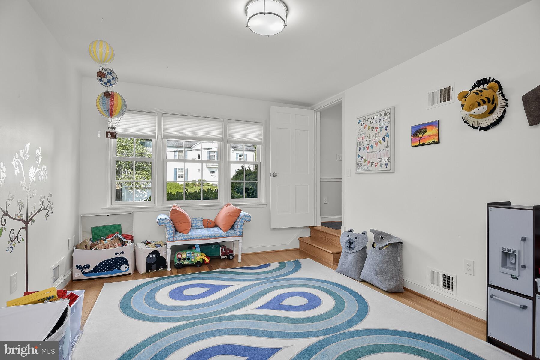 SUMNER - Residential