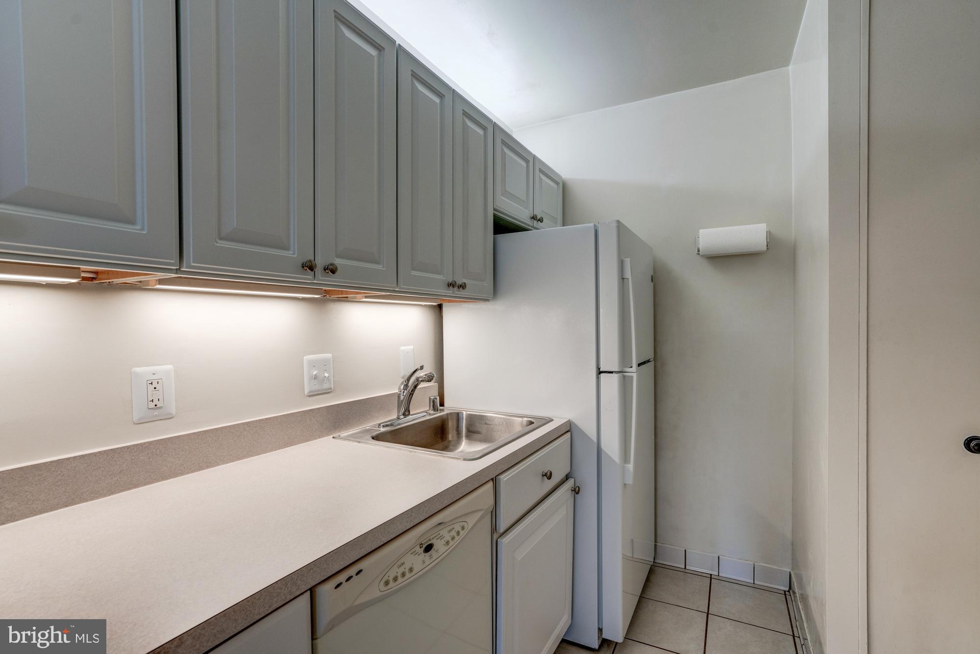 FRIENDSHIP HEIGHTS - Residential Lease