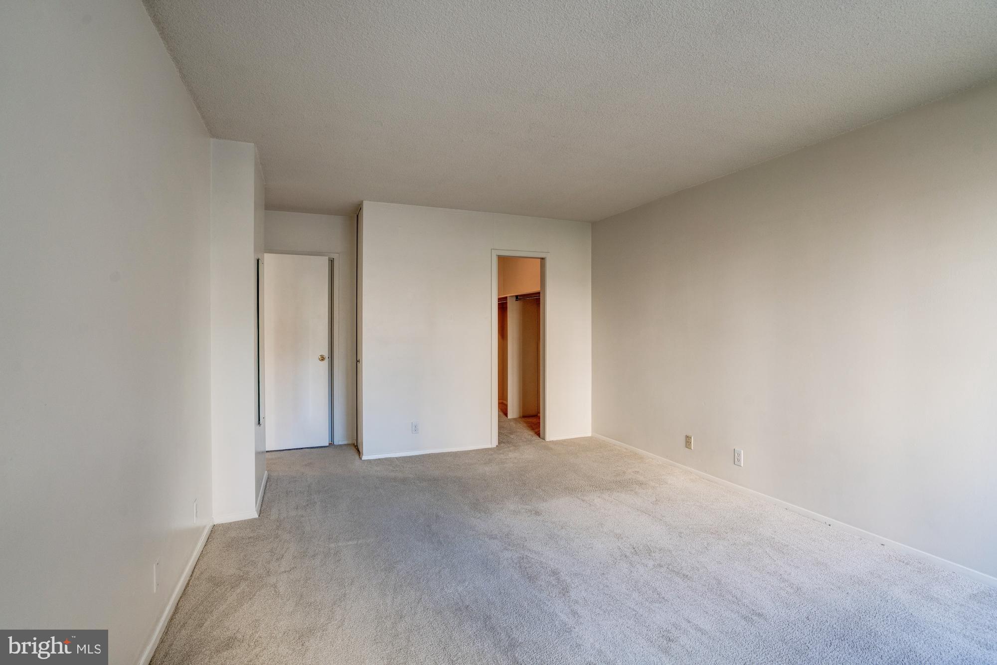 FRIENDSHIP HEIGHTS - Residential Lease