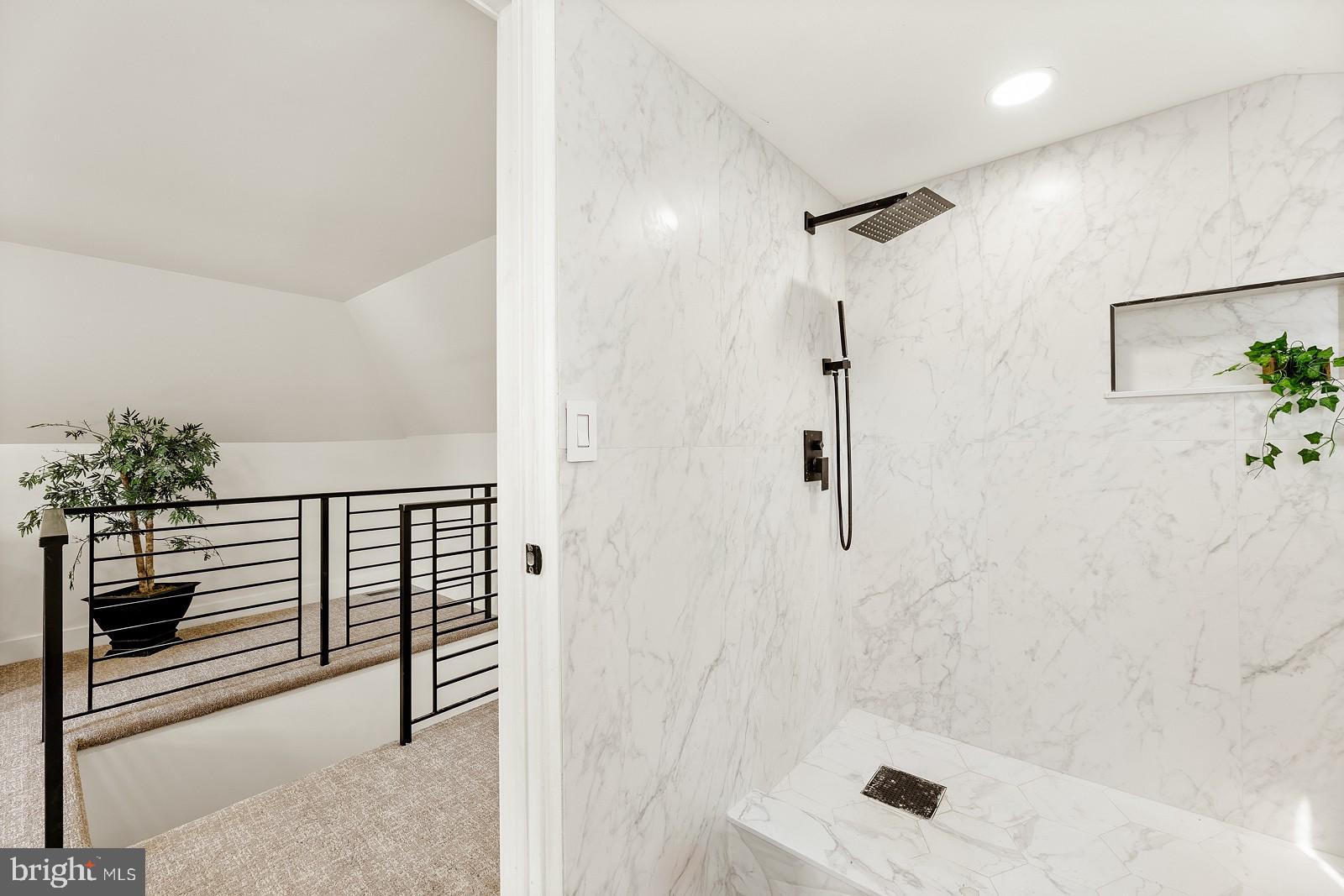 ELKINS PARK - Residential