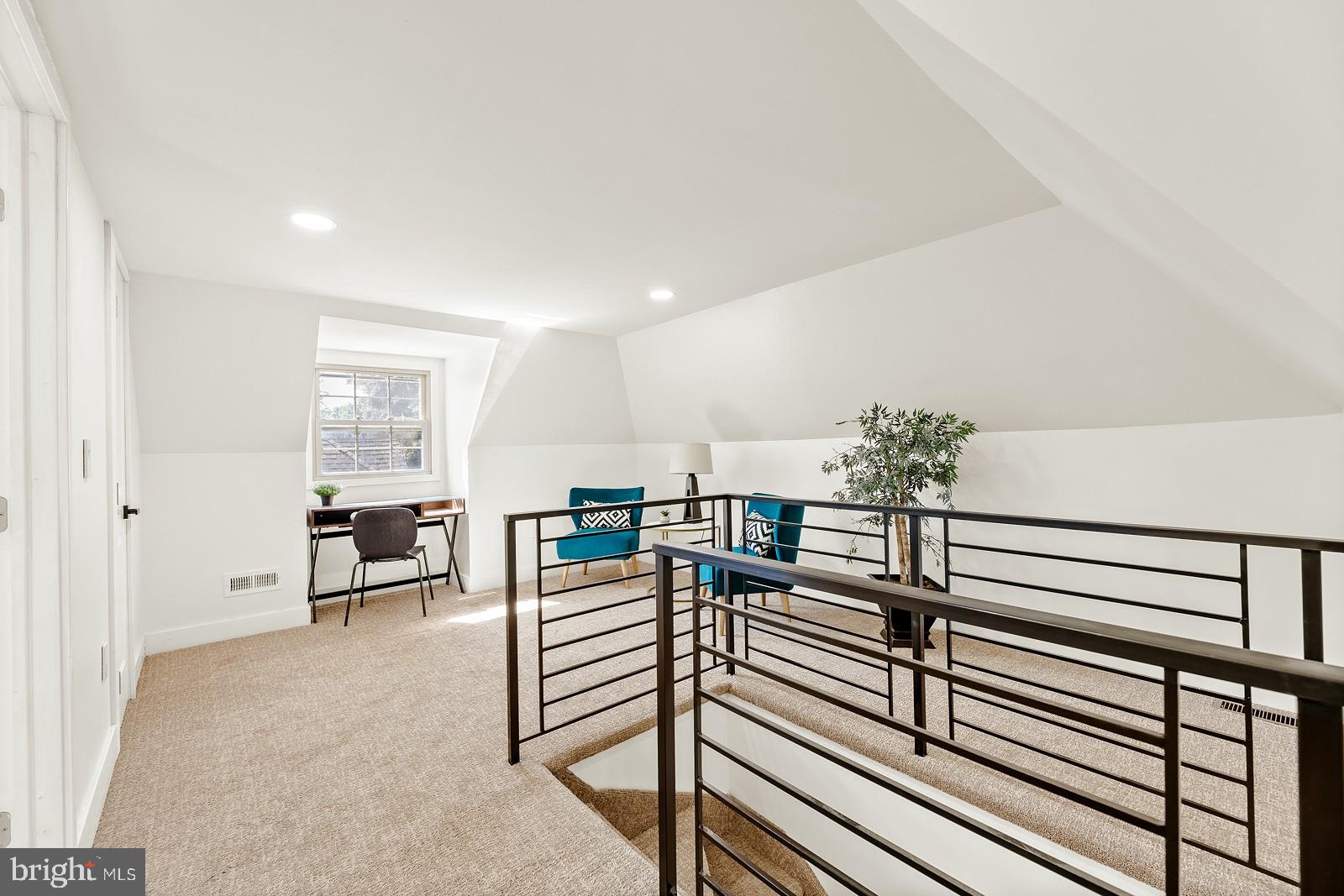 ELKINS PARK - Residential