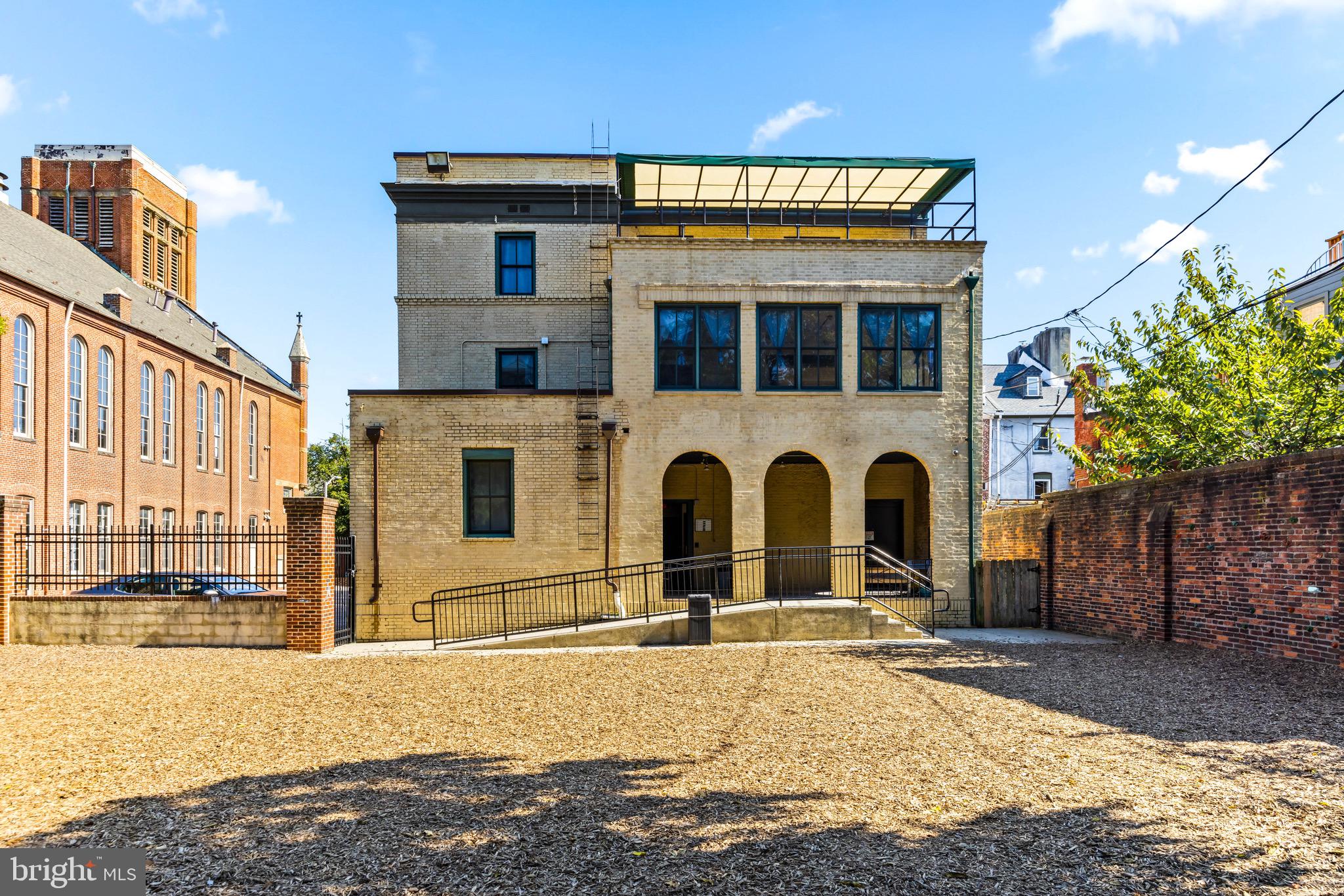 FELLS POINT HISTORIC DISTRICT - Commercial Sale