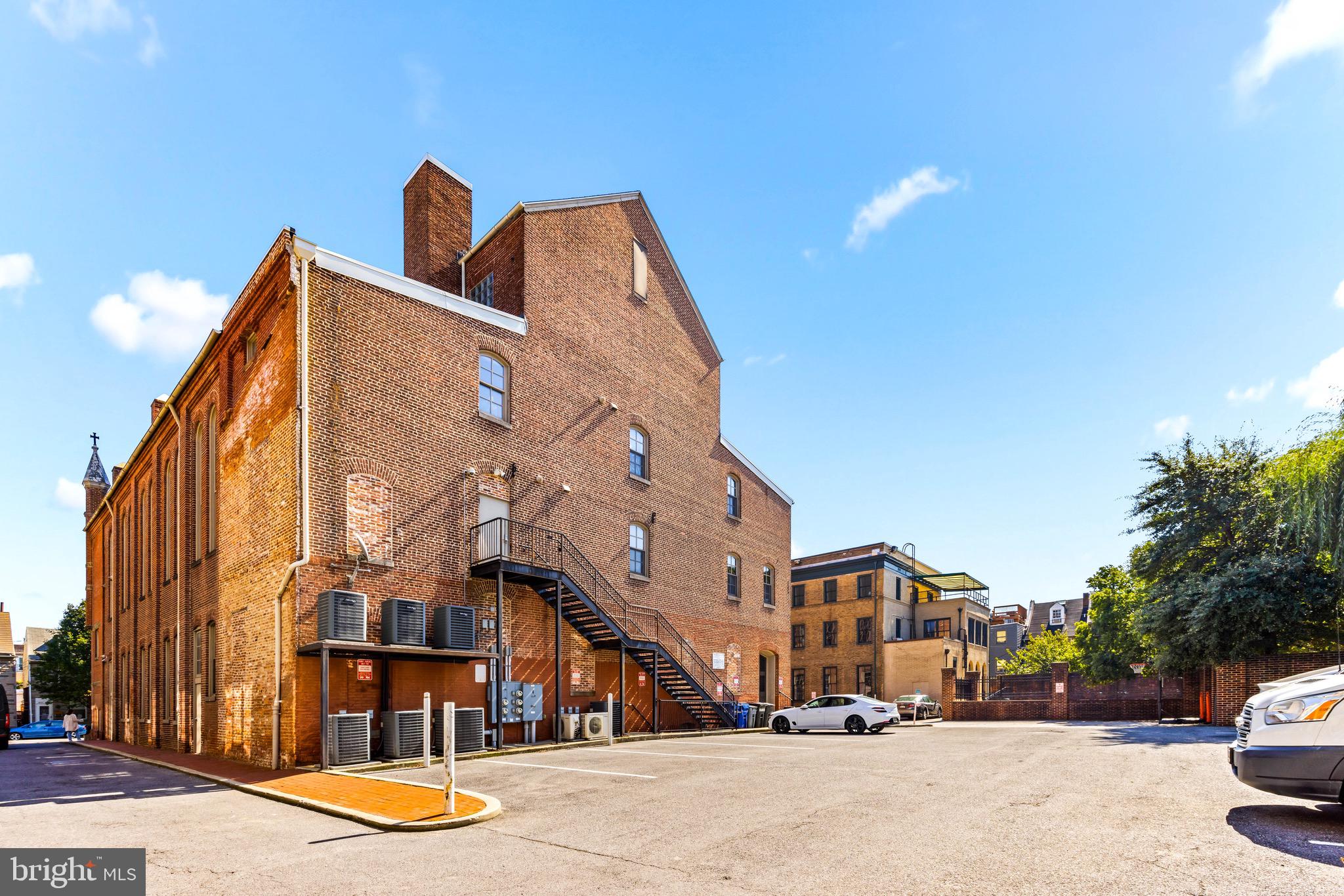 FELLS POINT HISTORIC DISTRICT - Commercial Sale