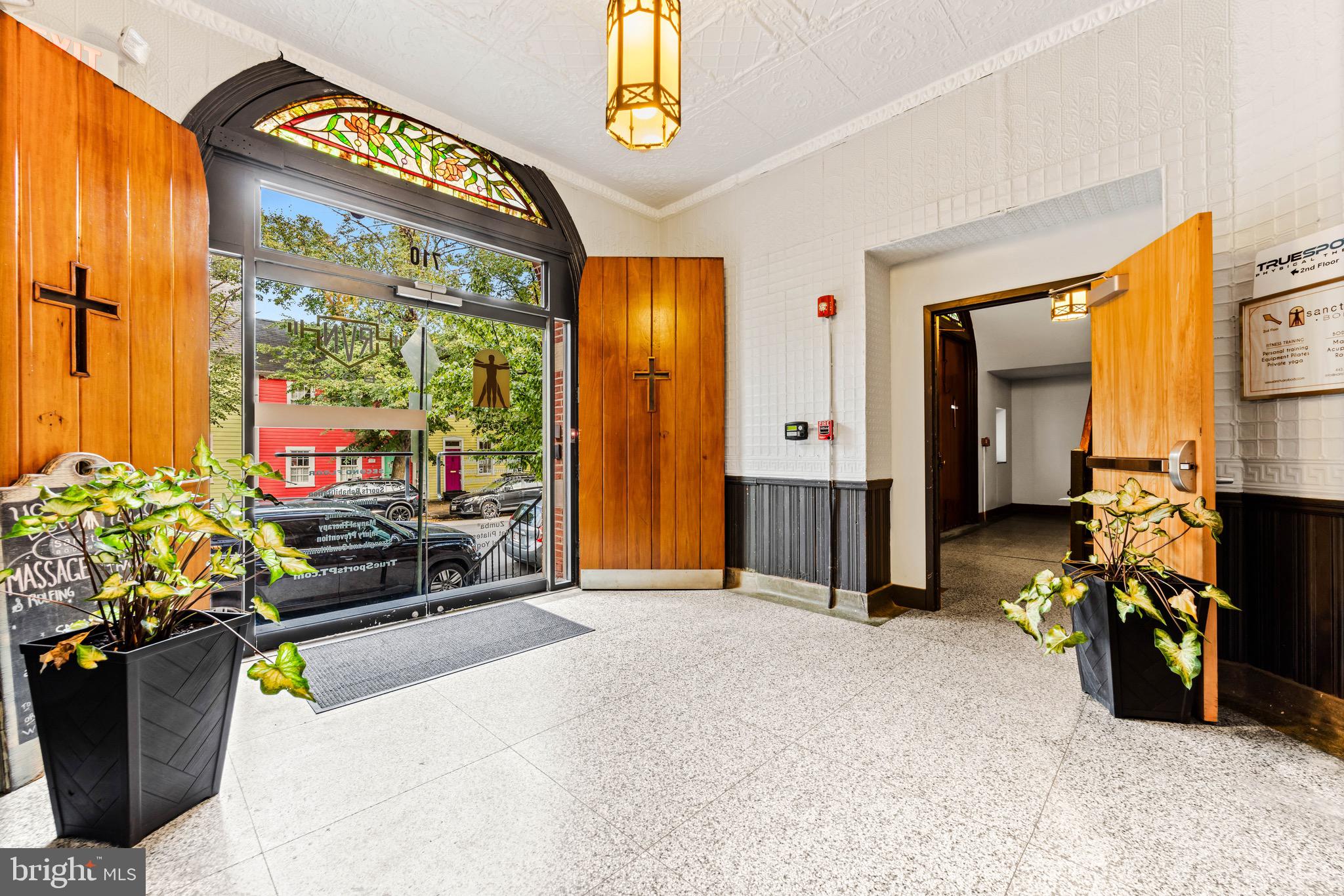 FELLS POINT HISTORIC DISTRICT - Commercial Sale