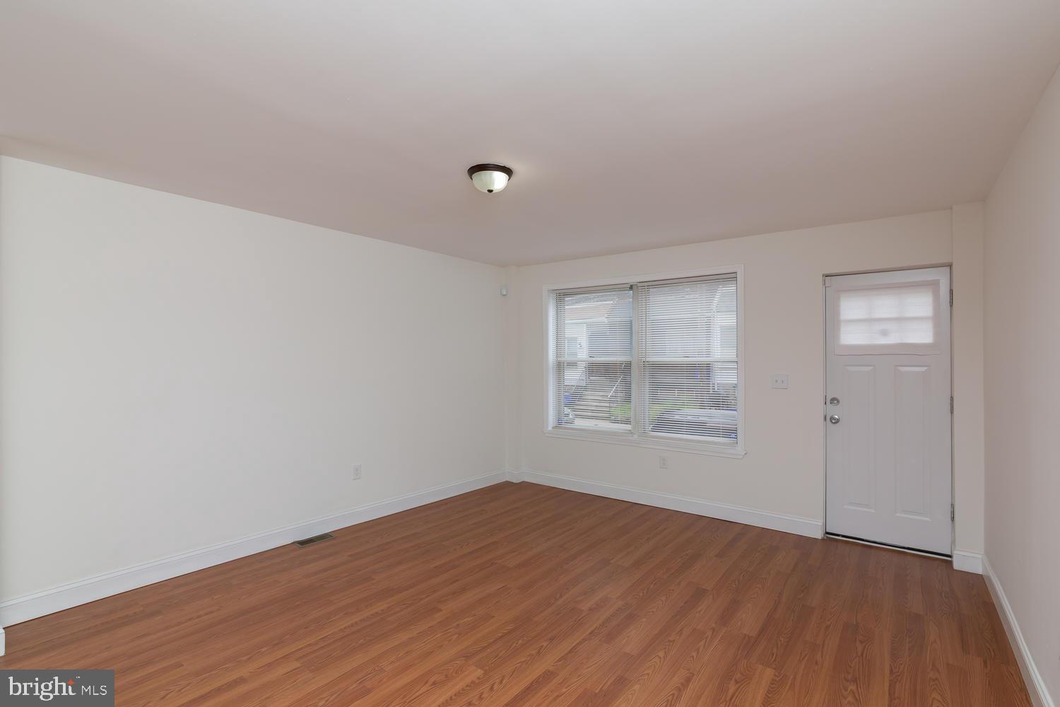 GRAYS FERRY - Residential Lease