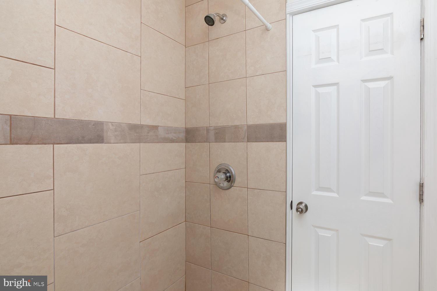 GRAYS FERRY - Residential Lease