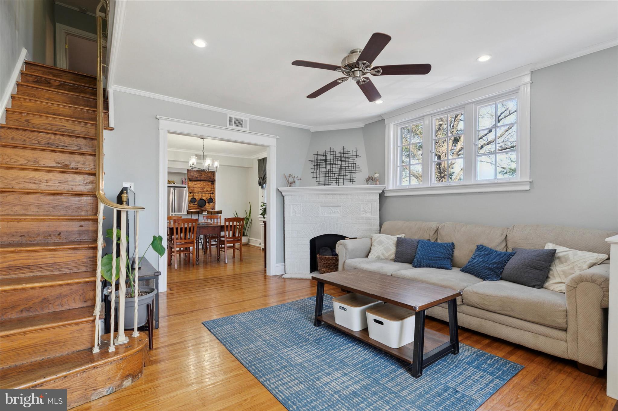 ROXBOROUGH - Residential