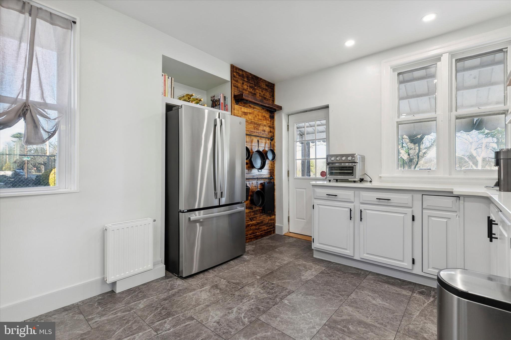 ROXBOROUGH - Residential