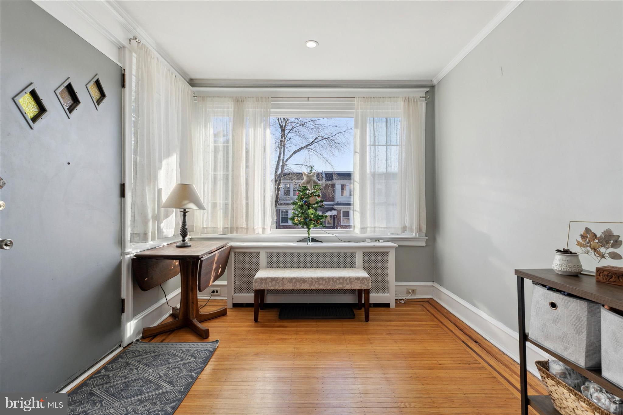 ROXBOROUGH - Residential