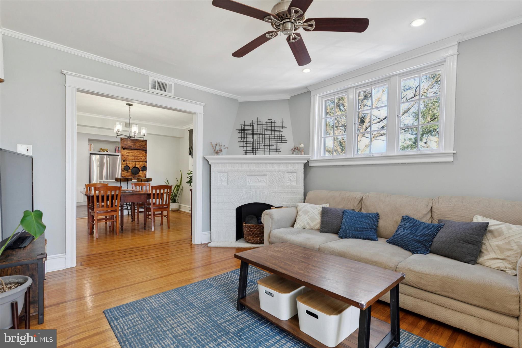 ROXBOROUGH - Residential