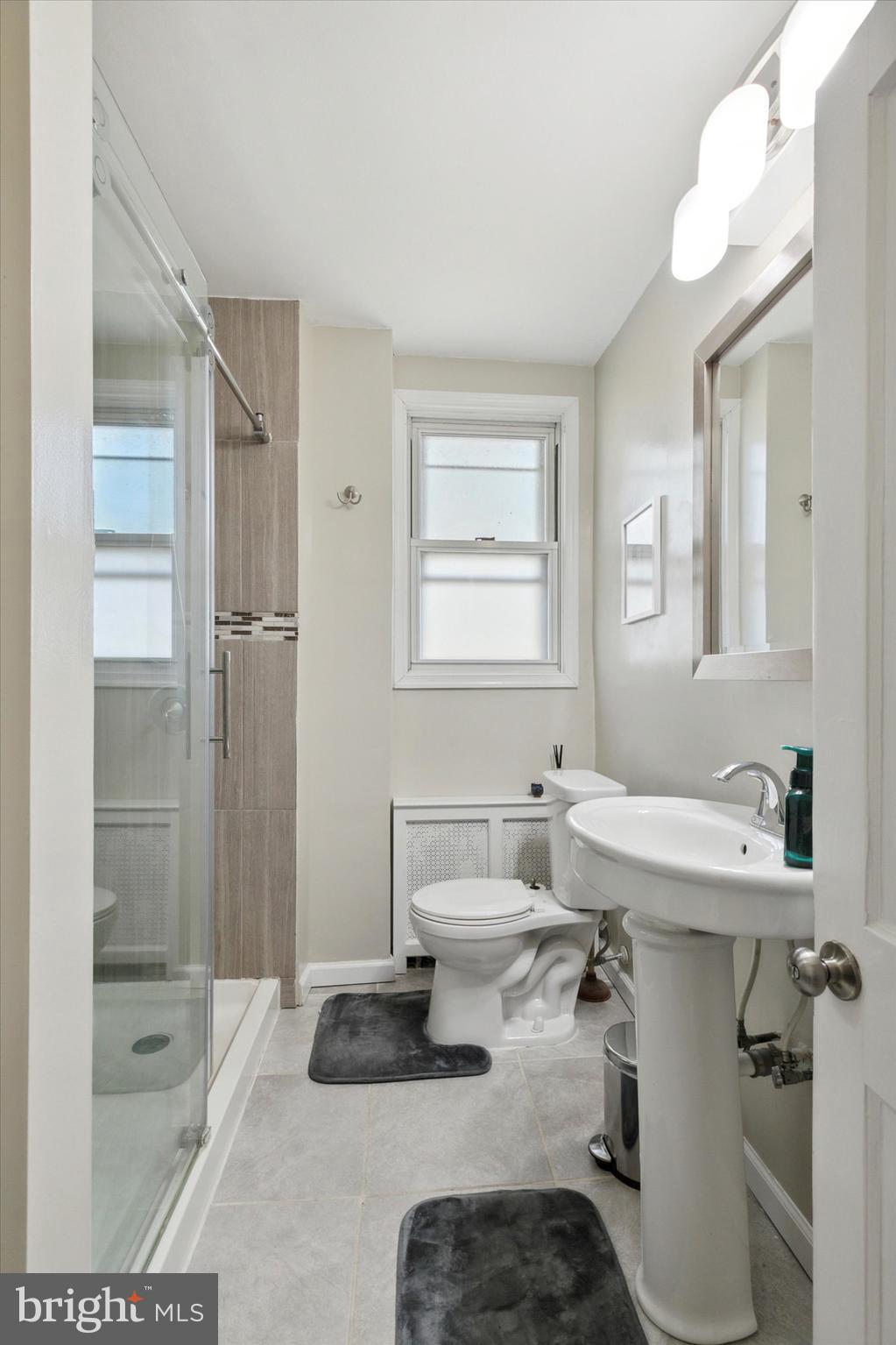 ROXBOROUGH - Residential