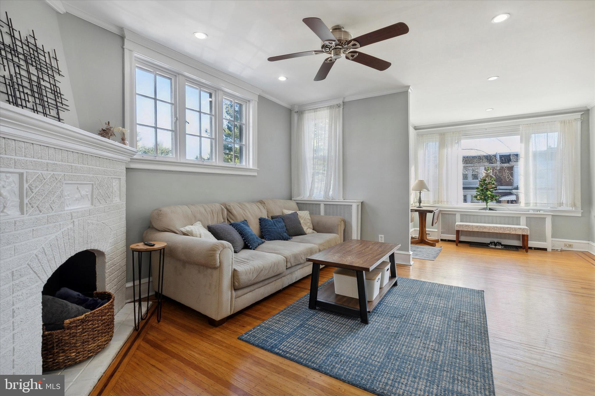 ROXBOROUGH - Residential