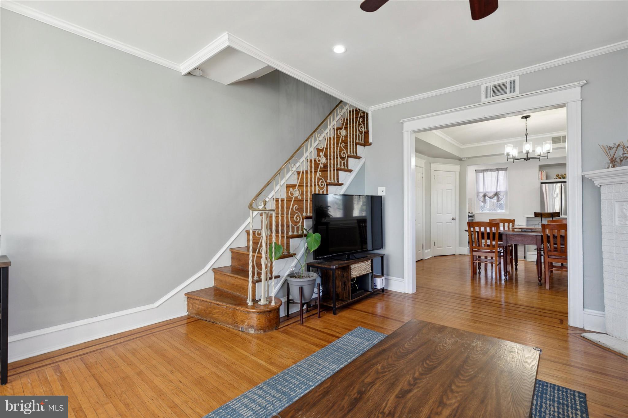 ROXBOROUGH - Residential