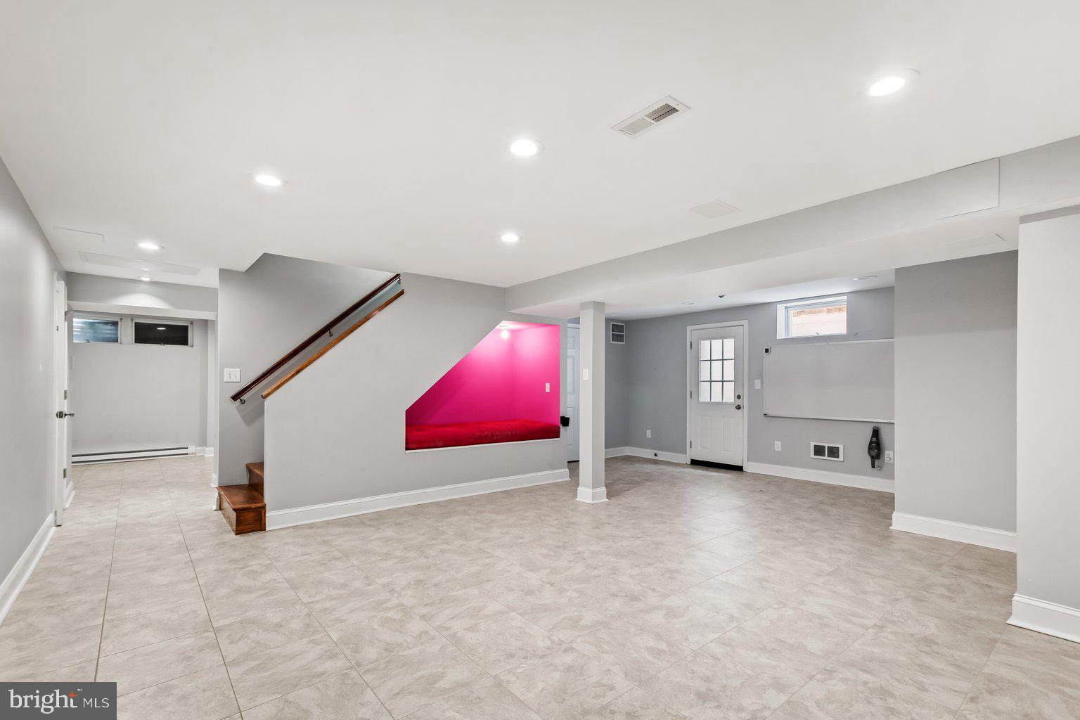 HOMELANDS - Residential Lease