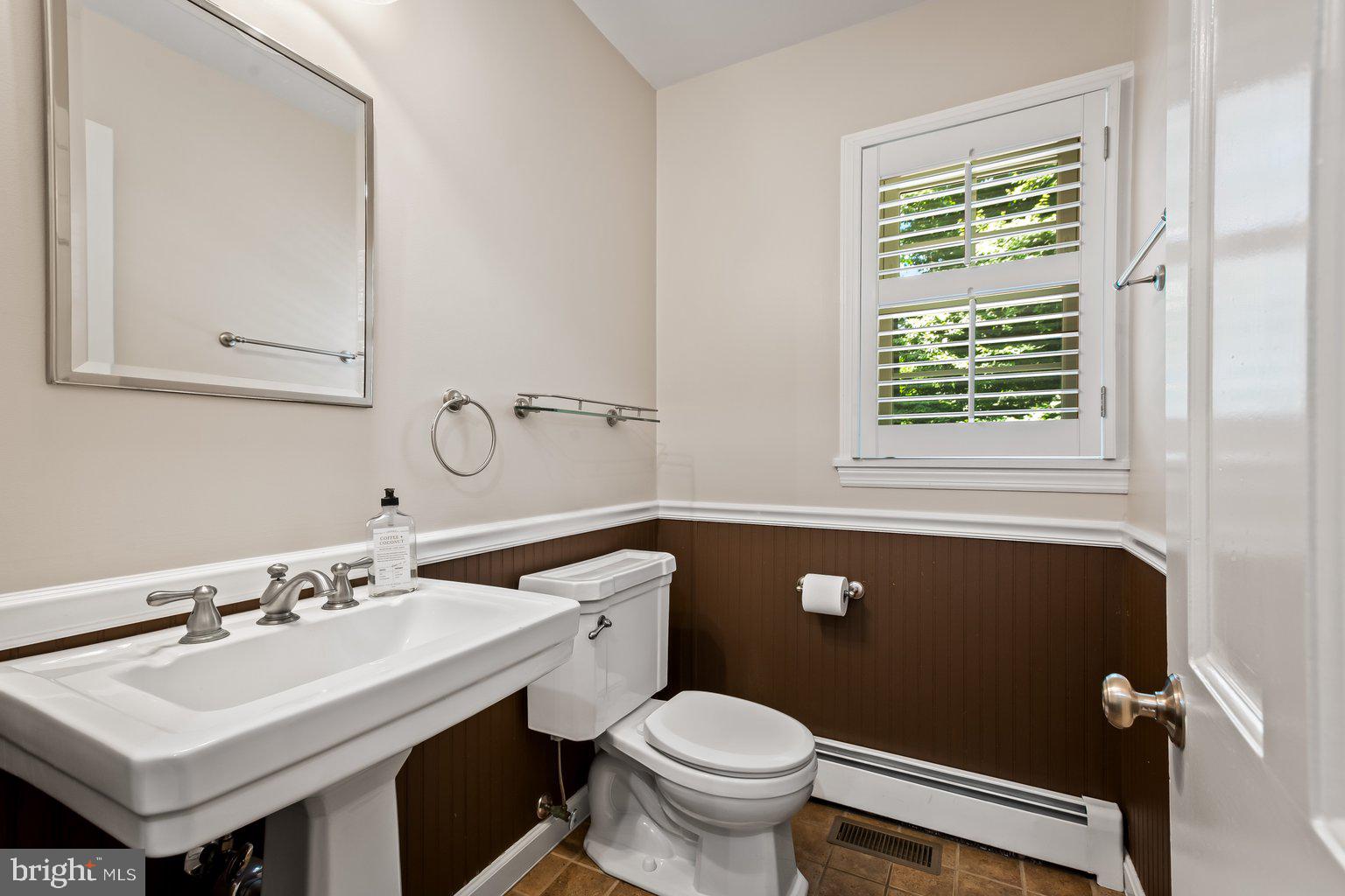 HOMELANDS - Residential Lease