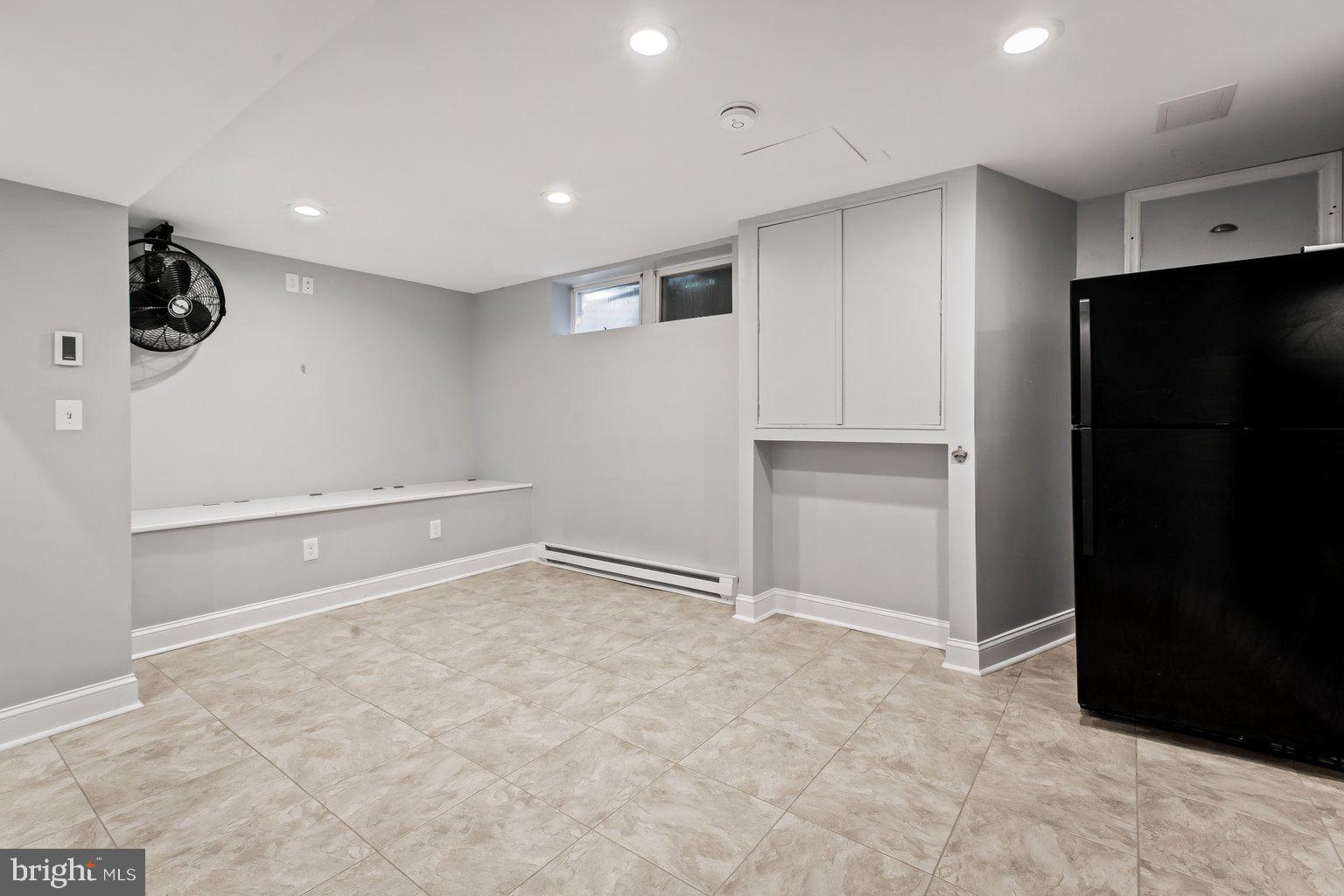 HOMELANDS - Residential Lease