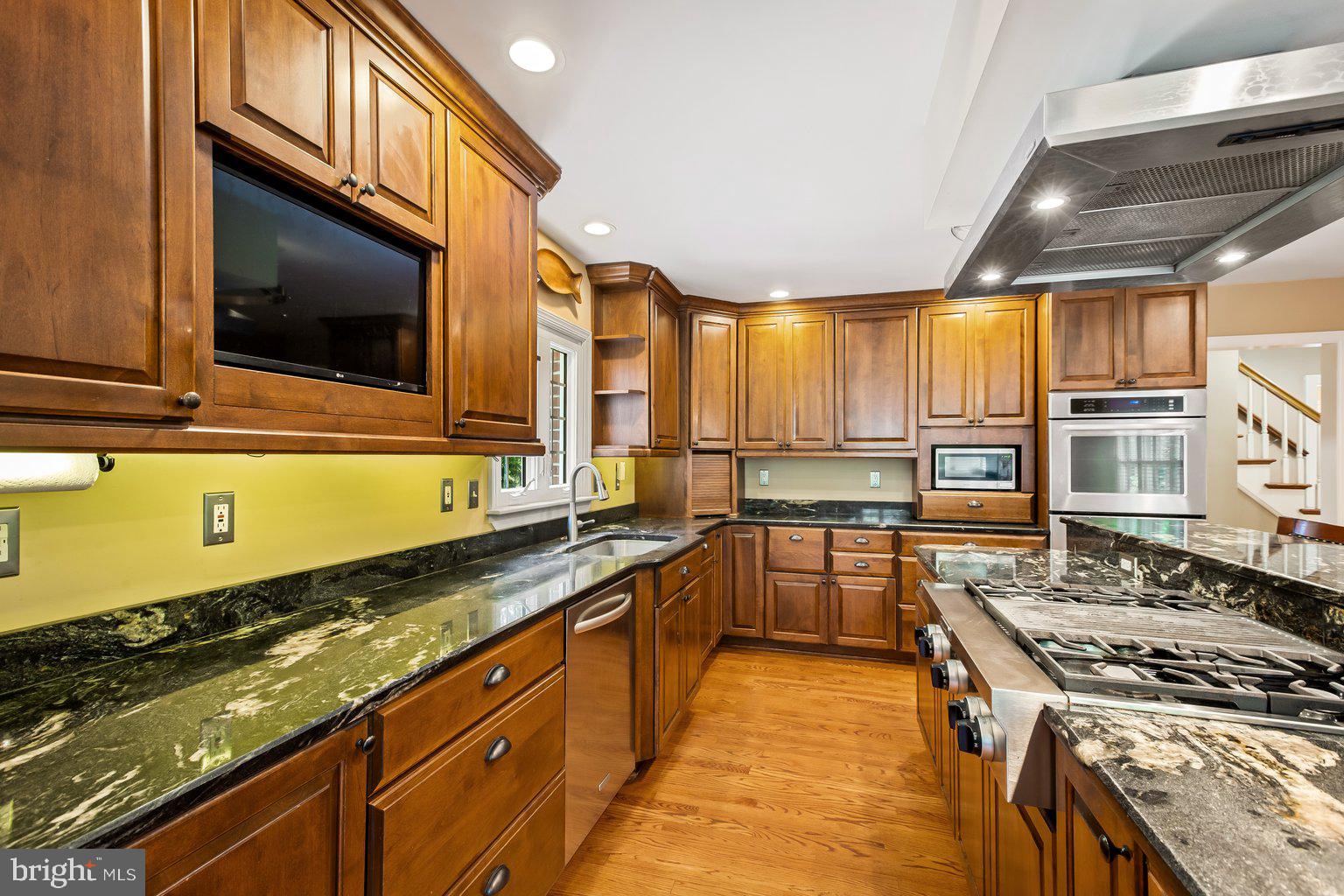 HOMELANDS - Residential Lease