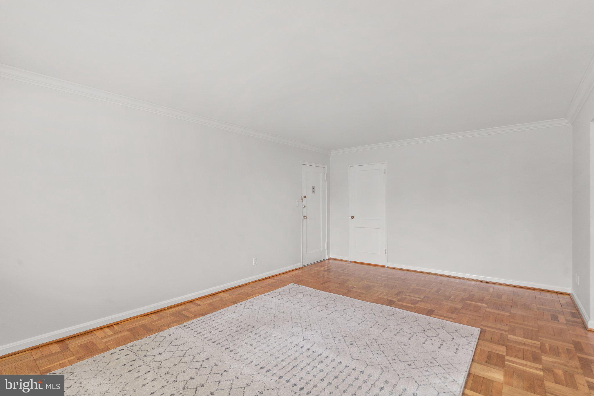 4225 N HENDERSON ROAD 104