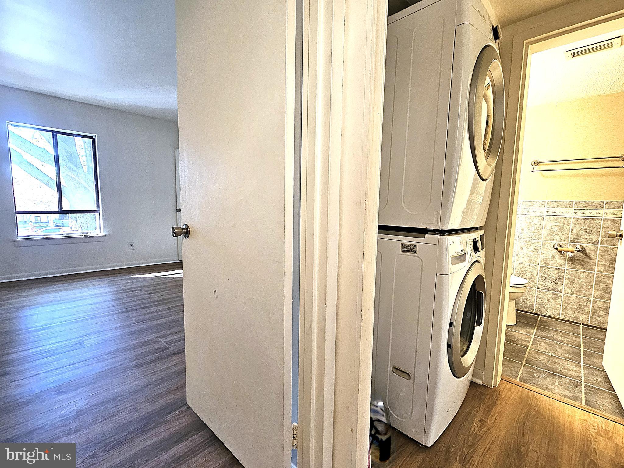 SHADOWOOD - Residential Lease