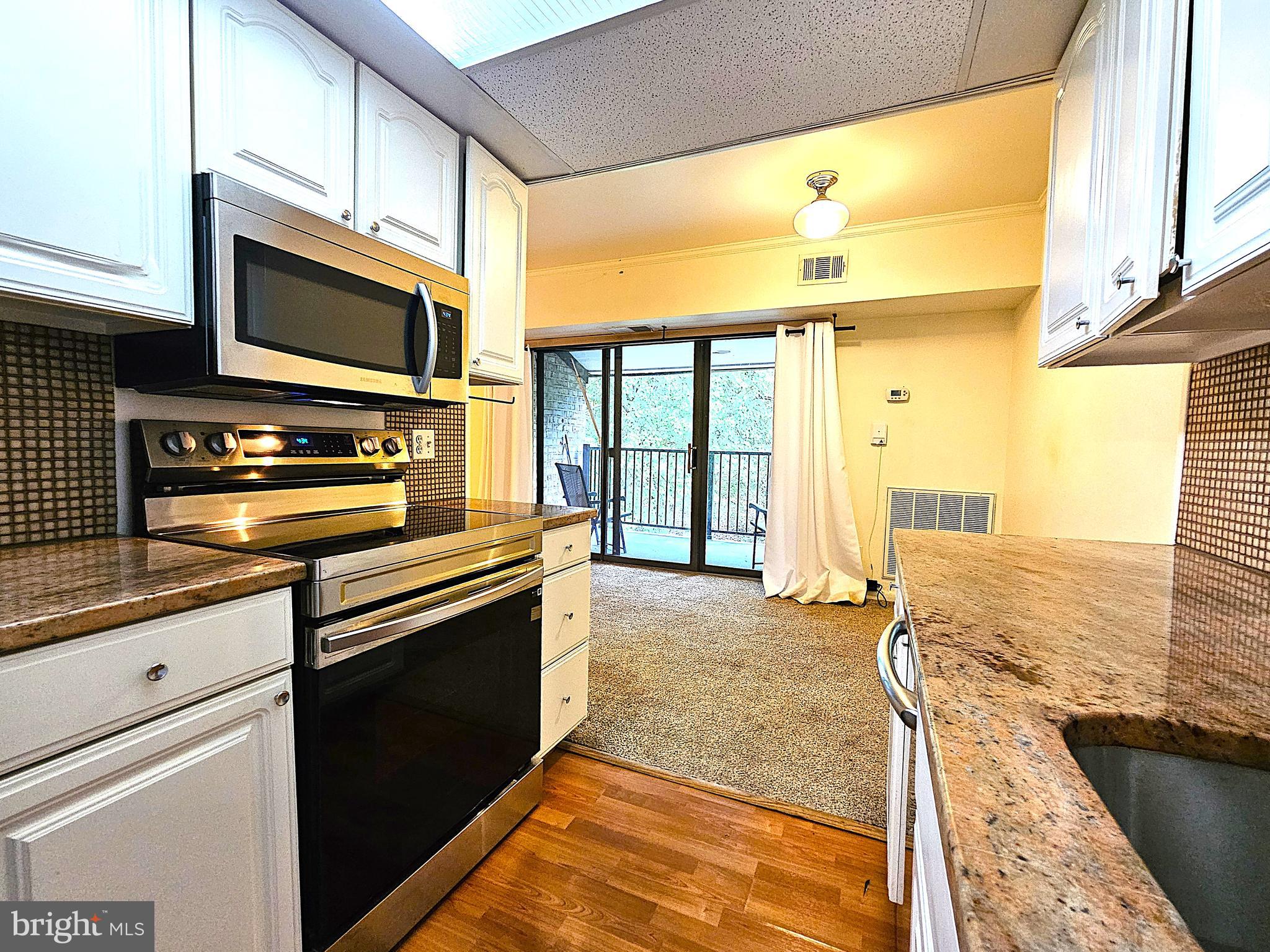 2239 CASTLE ROCK SQUARE 21C