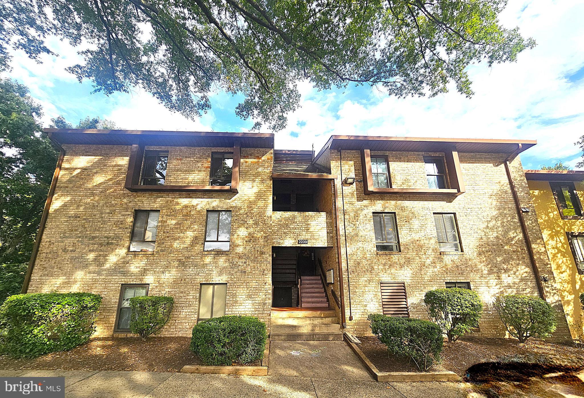 SHADOWOOD - Residential Lease