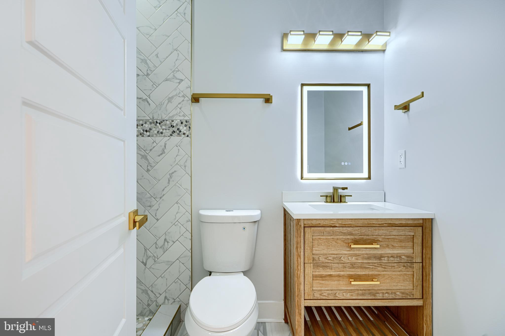 MILTON-MONTFORD - Residential