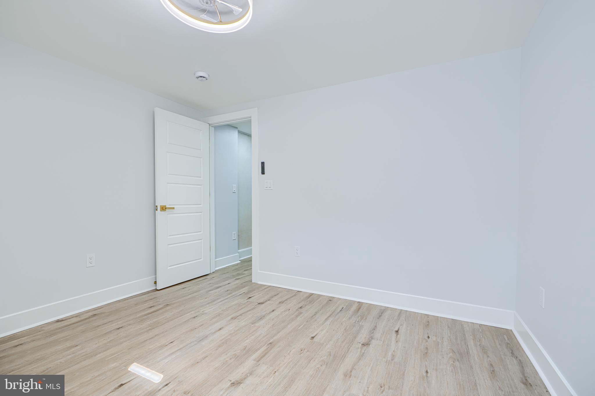 MILTON-MONTFORD - Residential