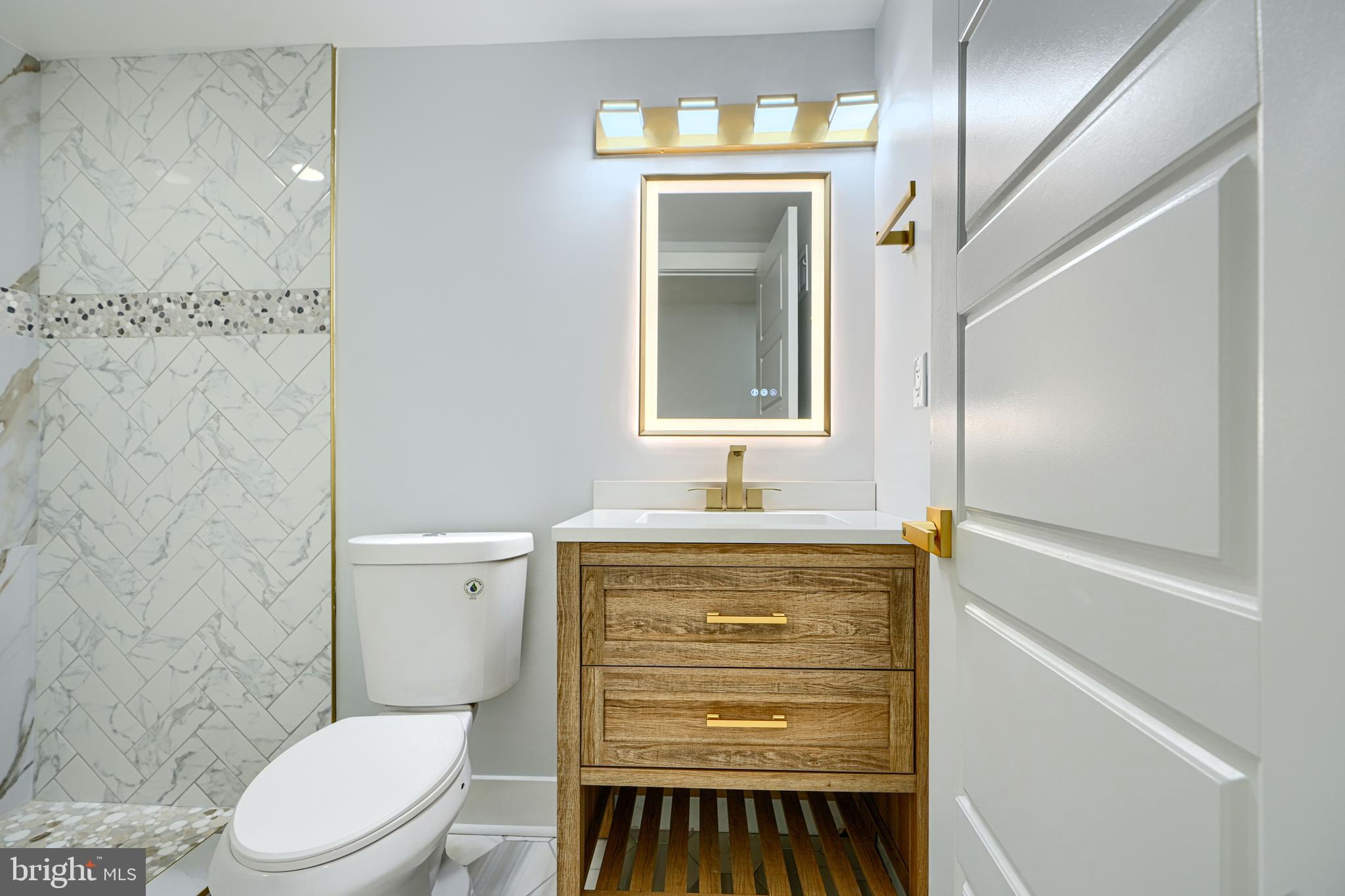 MILTON-MONTFORD - Residential