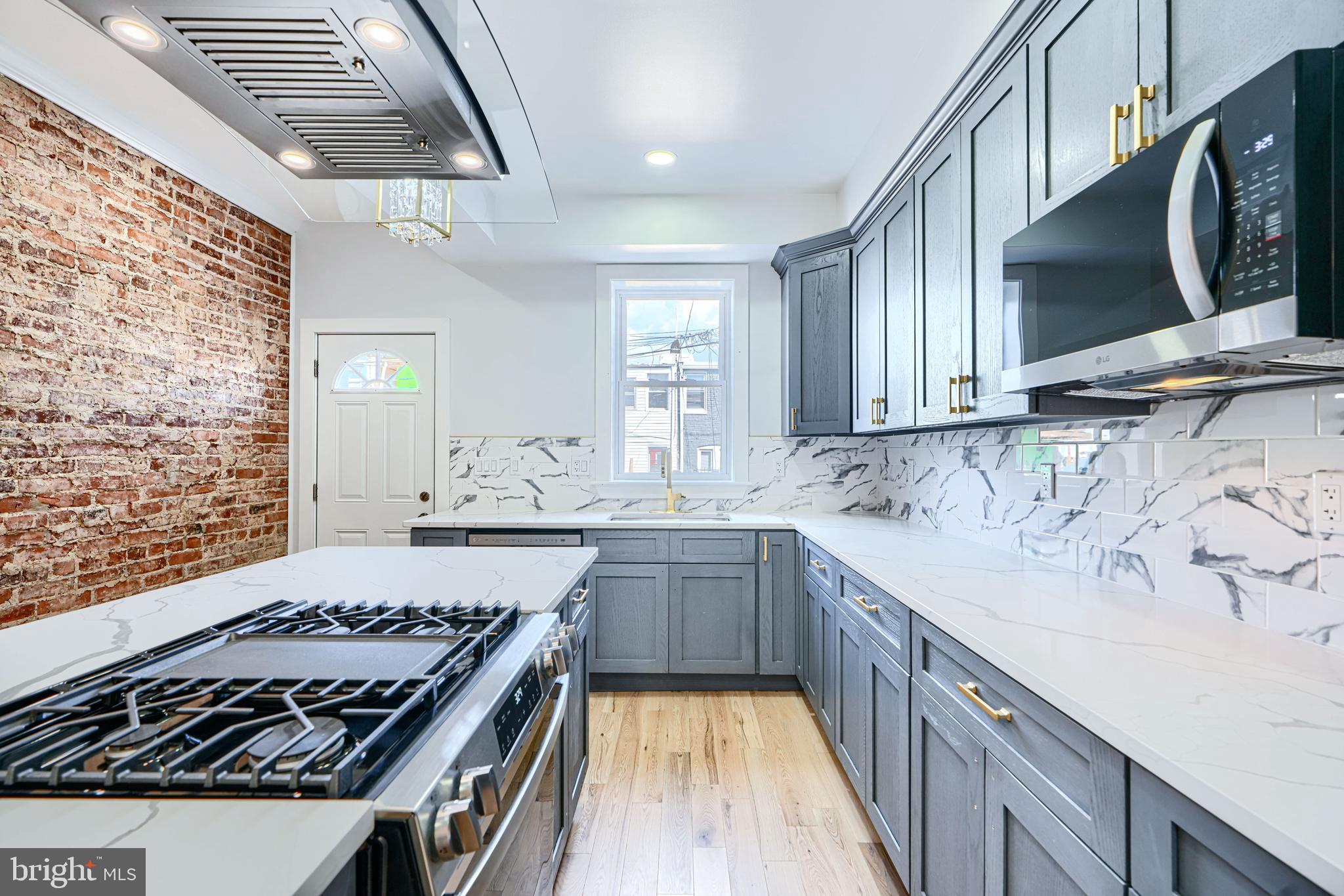 MILTON-MONTFORD - Residential