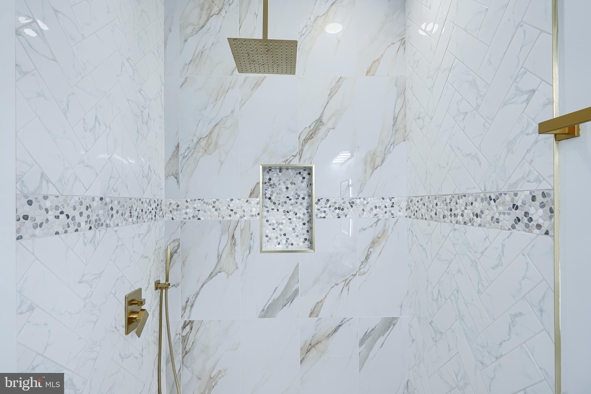 MILTON-MONTFORD - Residential