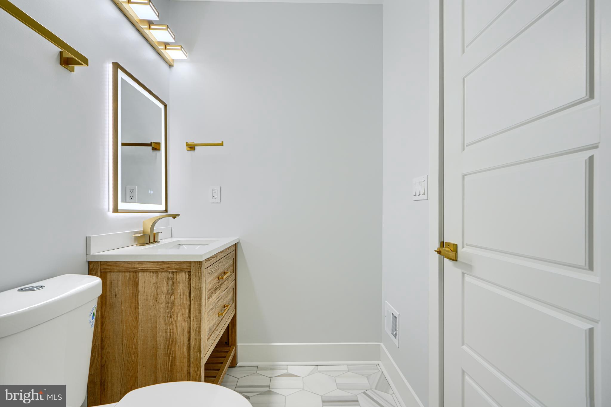 MILTON-MONTFORD - Residential