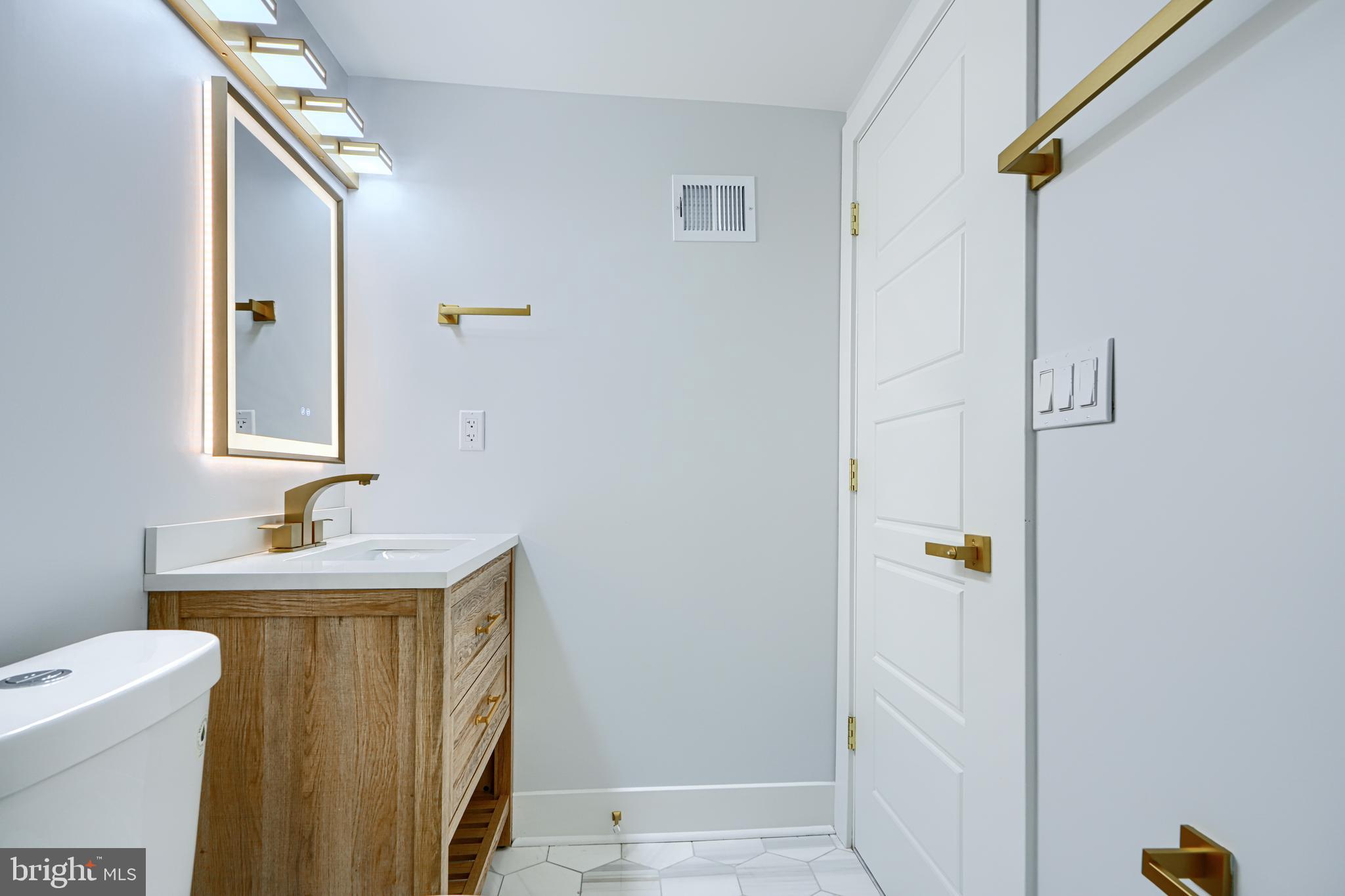 MILTON-MONTFORD - Residential