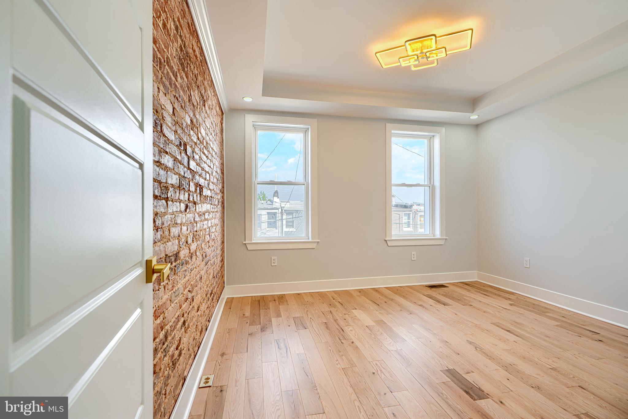 MILTON-MONTFORD - Residential