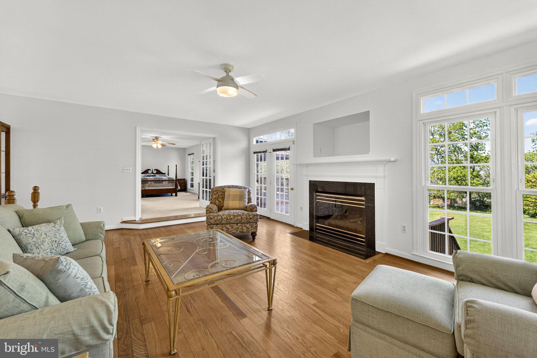 PAXSON - Residential
