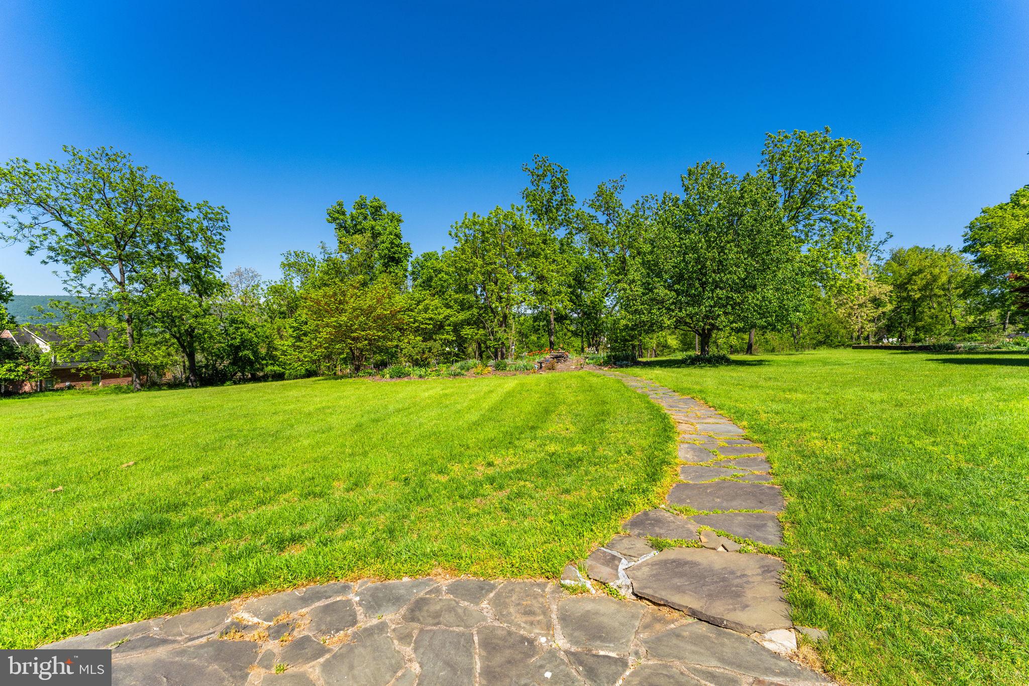 PAXSON - Residential