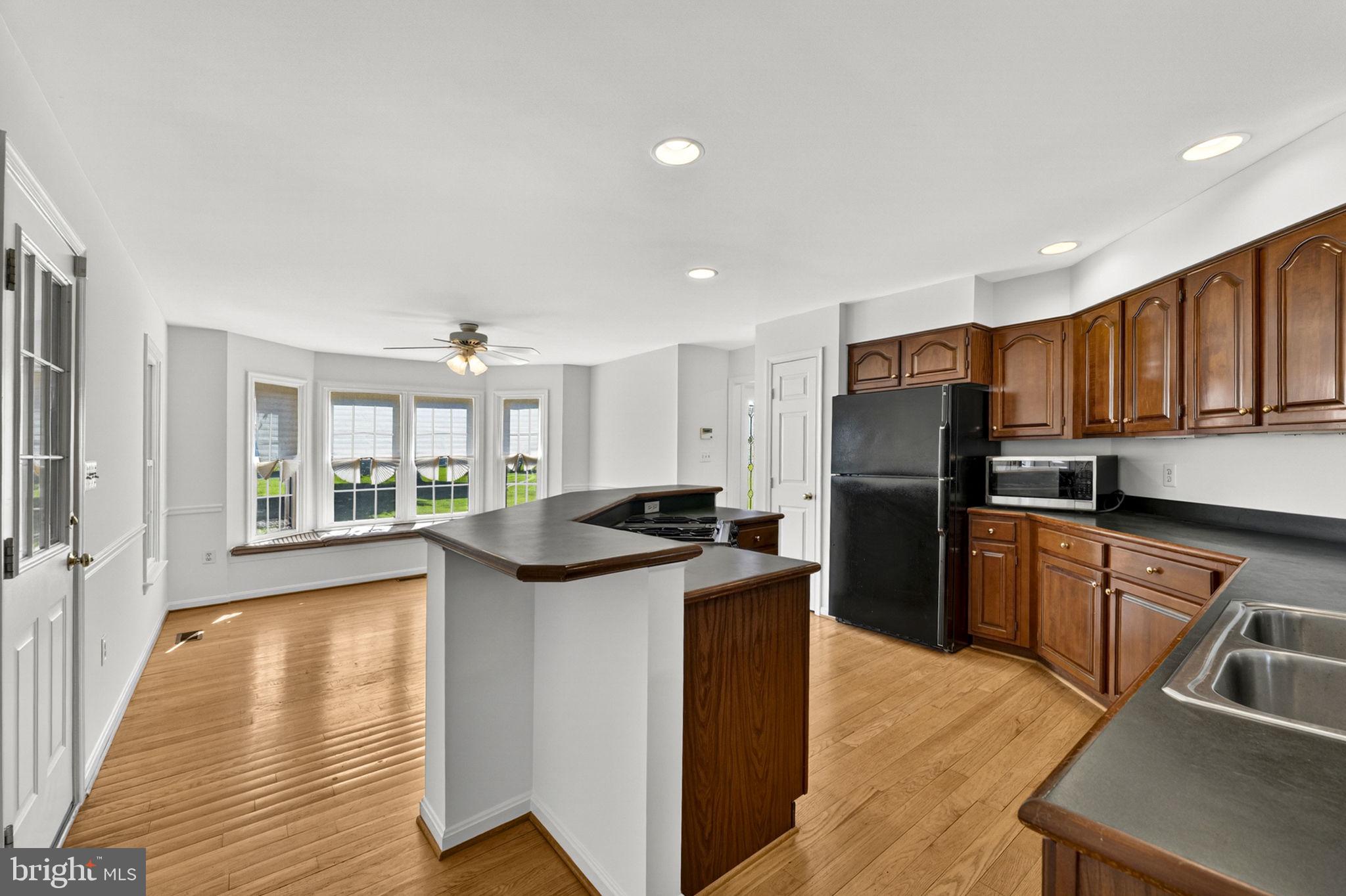 PAXSON - Residential