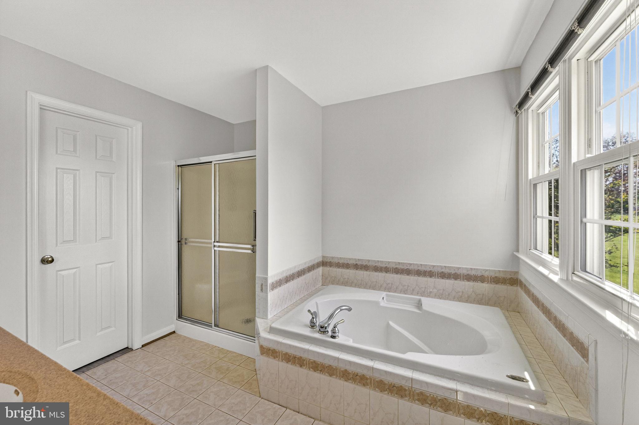 PAXSON - Residential