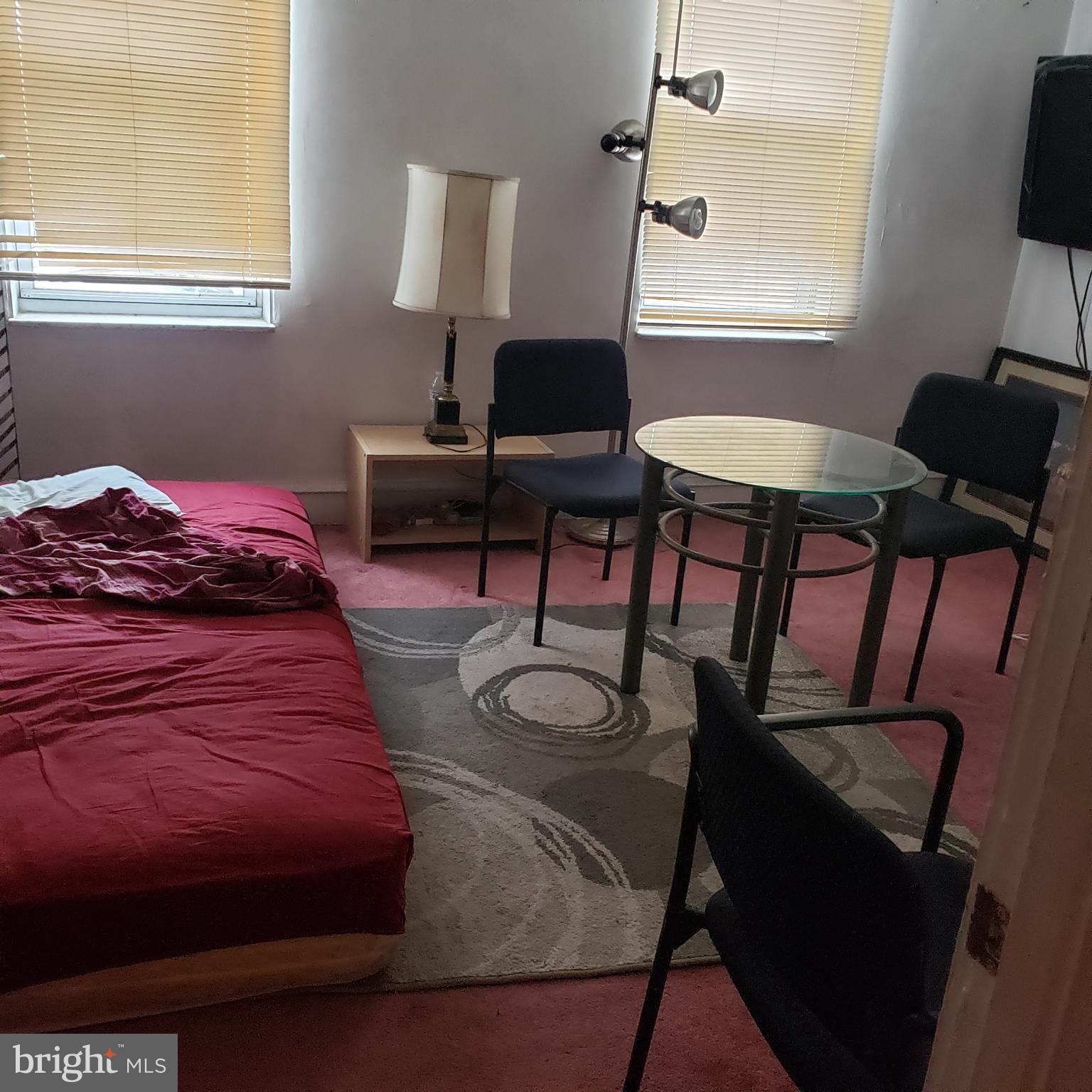 PHILADELPHIA (SOUTHWEST) - Residential