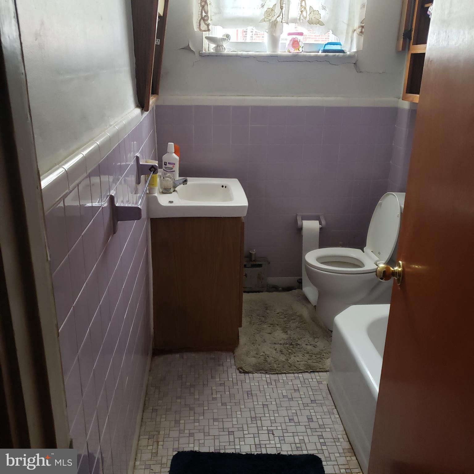 PHILADELPHIA (SOUTHWEST) - Residential